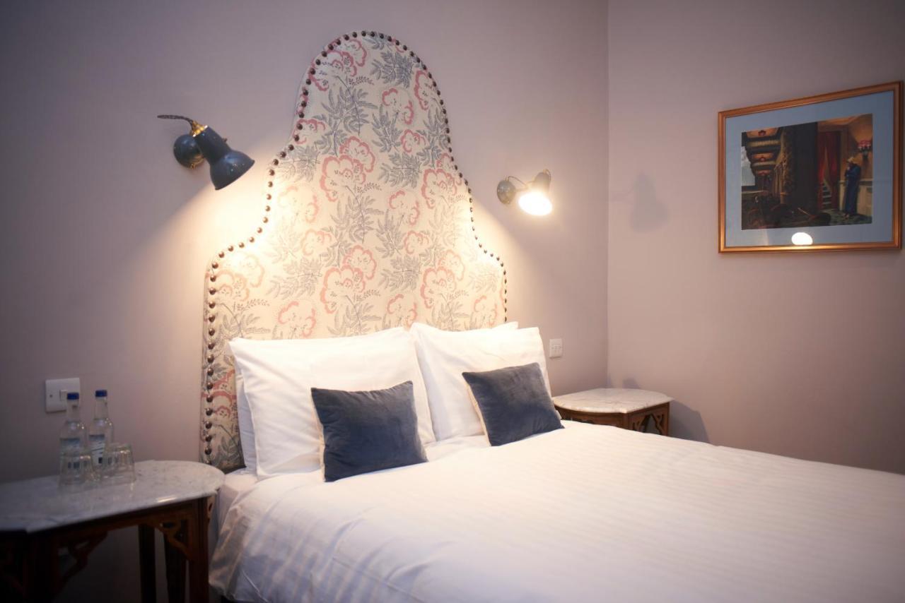 Embankment Hotel Bedford Luaran gambar