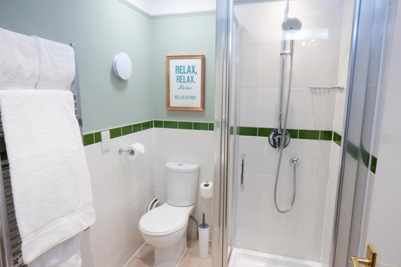 Embankment Hotel Bedford Luaran gambar