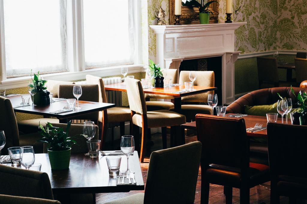 Embankment Hotel Bedford Luaran gambar