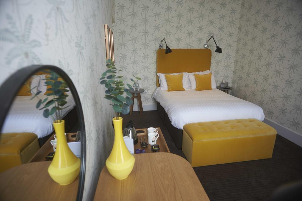 Embankment Hotel Bedford Luaran gambar