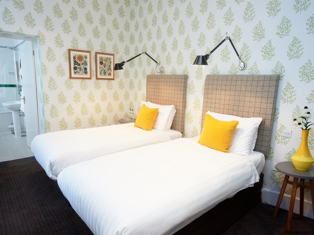 Embankment Hotel Bedford Luaran gambar